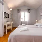 Antea Zadarvillas 빌라 *